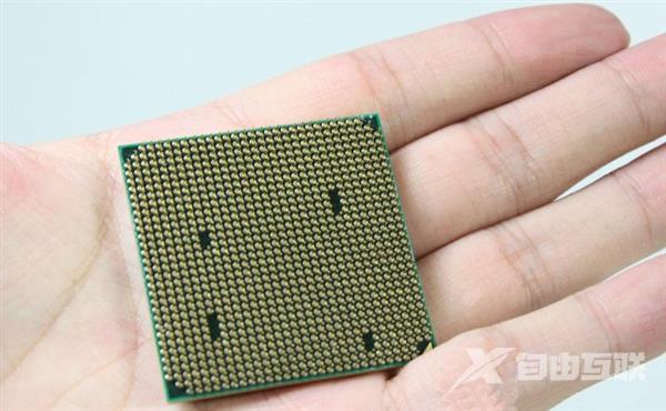 Intel/AMD恩仇史：50年过去还在争