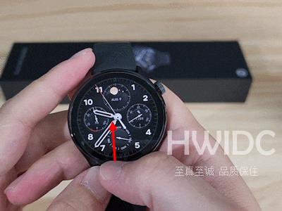 小米watchs1pro手电筒在什么地方